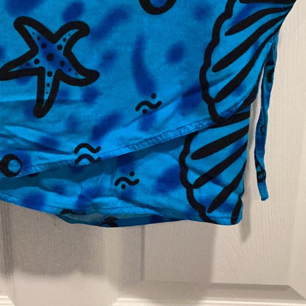 Sarong - Picture 3 of 5
